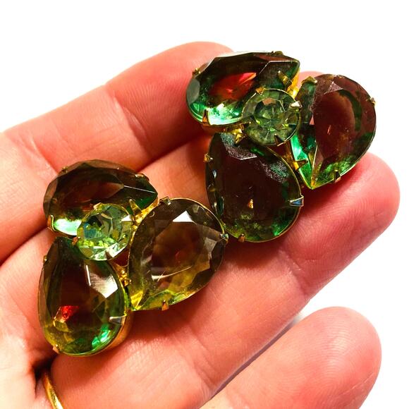 Vintage mid century clip on earrings watermelon green pink glass stones on gold - Picture 7 of 8